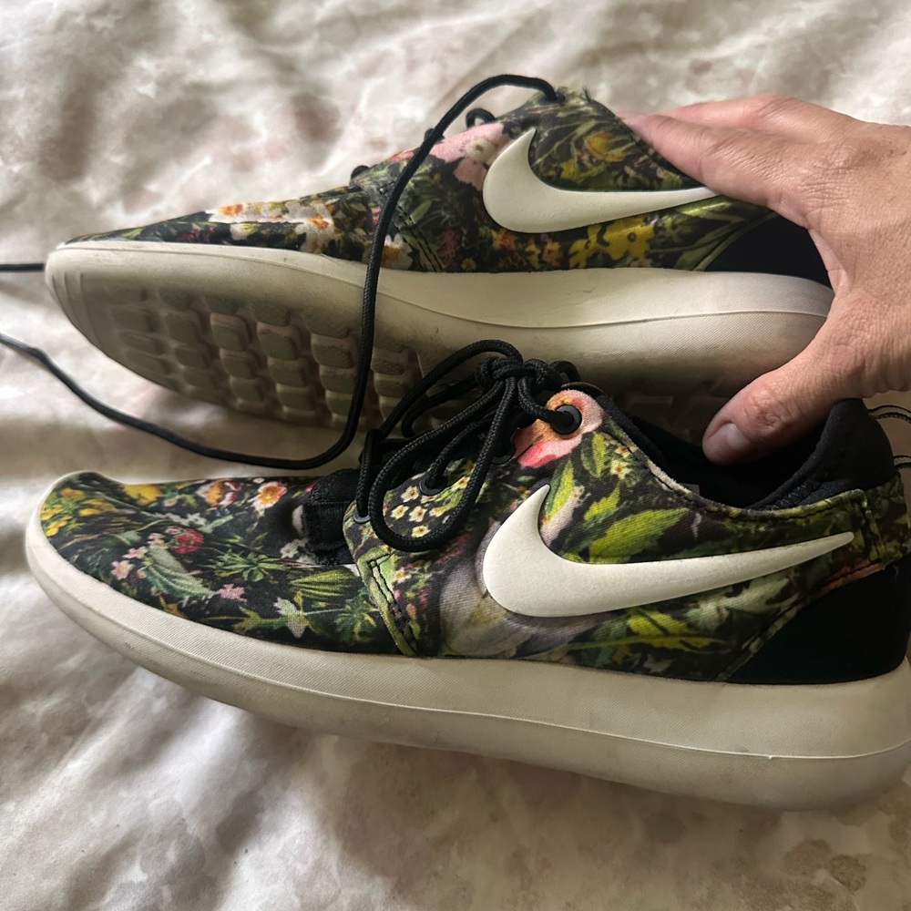 Nike Multicolor Floral Women's Sneakers